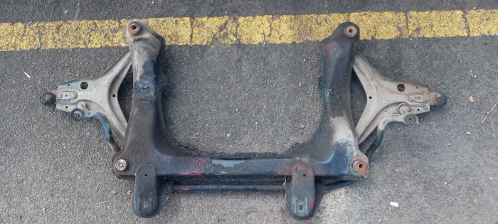 Suspensão Agregado Com Bandejas VW Santana GLS 1989