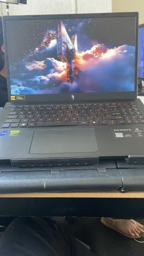 Acer Nitro V15 - Core i9 13900H | RTX 5060 | 32GB RAM DDR4