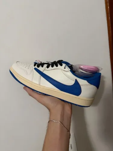 Tênis Fragment x Travis Scott x Air Jordan 1 Low Military Blue - 43 - Novo