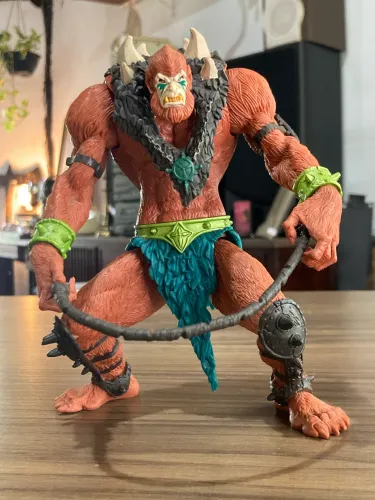 Homem-Fera (Beast Man) da linha Masters of the Universe, baseado na série de 200X