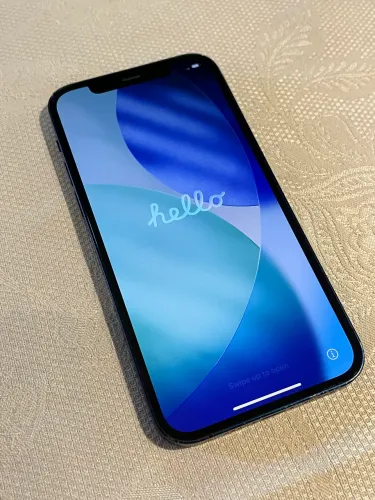 iPhone 12 128GB em ótimo estado - PRA VENDER RÁPIDO 