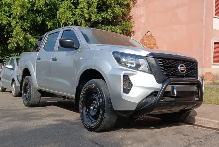 Nissan Frontier S CD 4X4 2.3 TB Diesel Mec. 2023