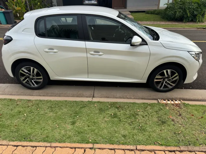 Peugeot 208 Allure 1.6 Flex 16V 5P Aut. 2022