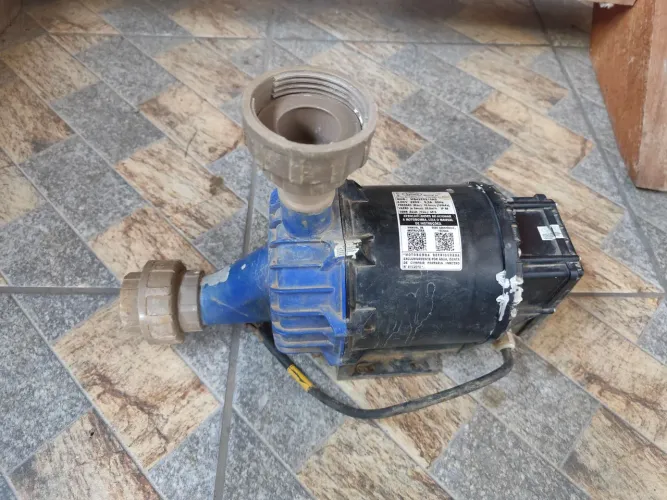 Motobomba hidromassagem 2 cv 750,00