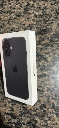 iPhone 16 128GB LACRADO
