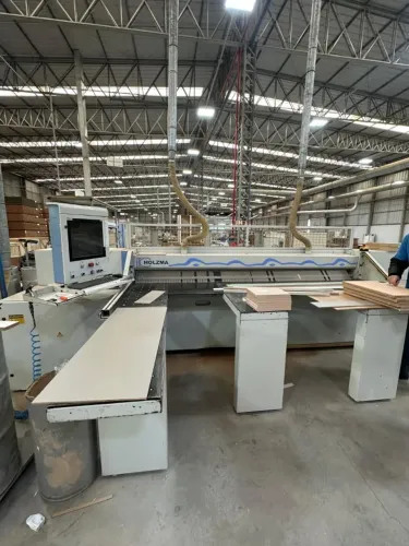 SECCIONADORA HOMAG HOLZMA HPP 120 ANO 2015