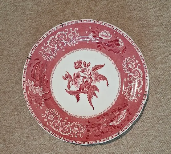 Prato de porcelana Inglês vermelho e branco 