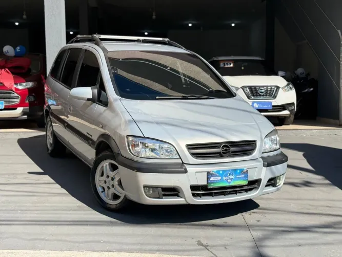 Chevrolet Zafira Elegance 2.0 MPFI 16V 136cv 5P 2005