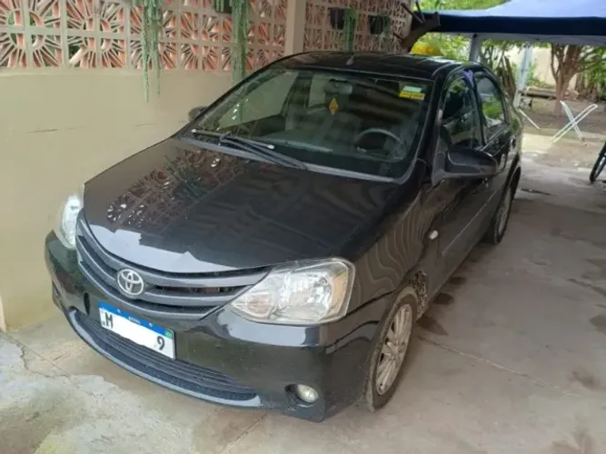 Toyota Etios XLS Sedan 1.5 Flex 16V 4P Mec. 2014