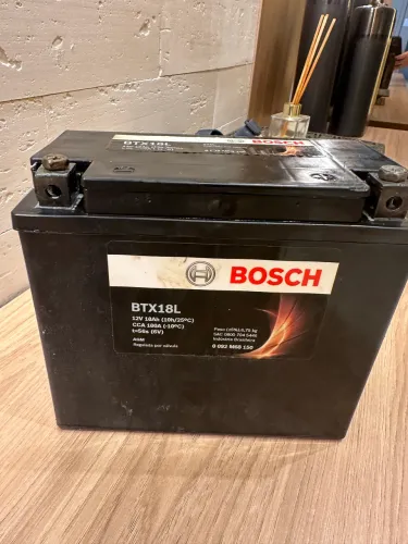 Bateria bosch BTX 18L usada ( 2 anos de uso )