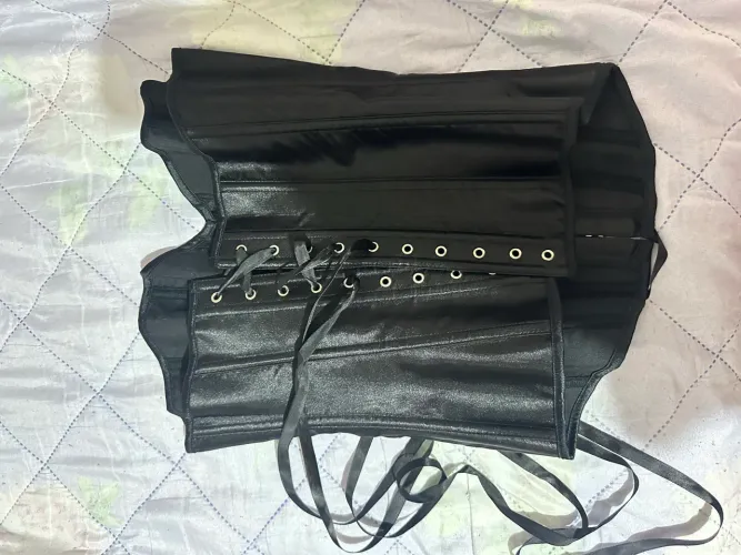 corset preto