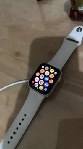Apple Watch SE 2 42mm GPS