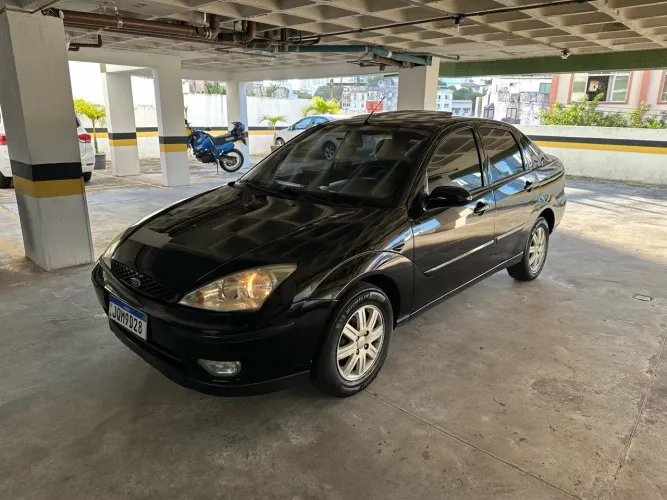 Ford Focus Ghia Sed. 2.0 16v/ 2.0 16V Flex 4P 2006