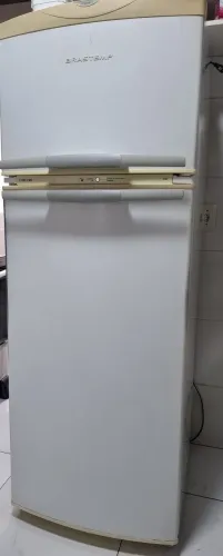 Geladeira Brastemp Frost free 380 litros usada- No Jardim Tropical- Nova iguaçu