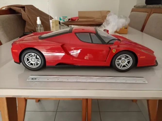Ferrari Enzo MJX 1:10 RC com bateria e carregador - Campinas
