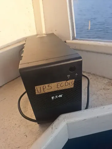 Vendo nobreack Eaton modelo 5E2200iUSB-BR