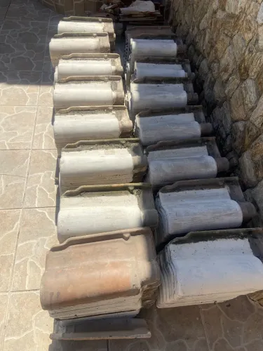 TELHAS E CAIBRO DE MASSARANDUBA