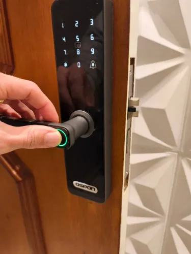 Fechadura eletrônica Ospon TT Lock