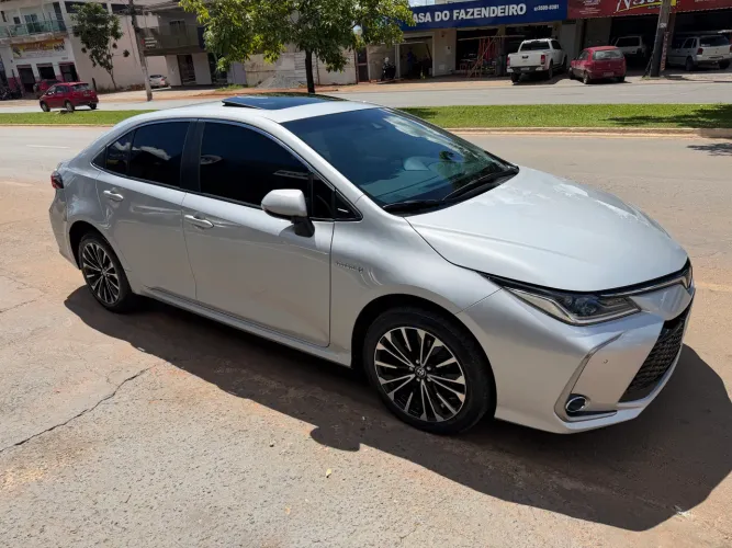 Toyota Corolla Altis Prem. Hybrid 1.8 Flex AUT 2024