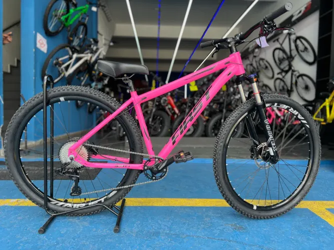 Bicicleta First aro 29 kit 1x10