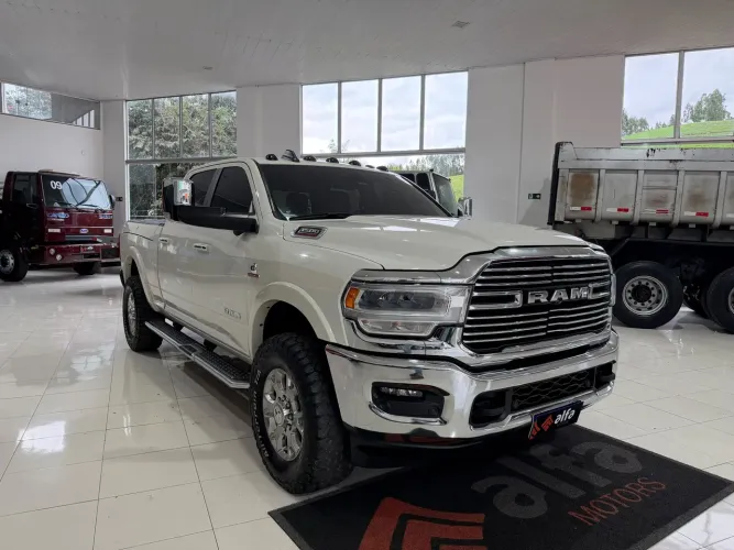 Ram 3500 Laramie 6.7 TB CD 4X4 Diesel 2022