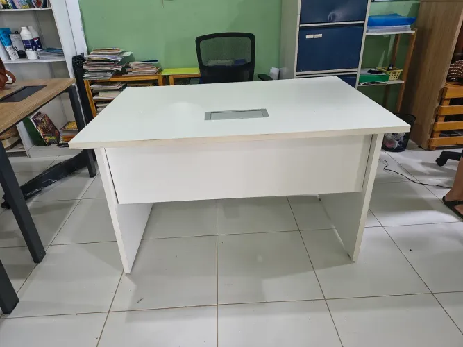 Mesa escritório