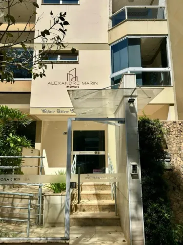 ALUGUEL Apartamento de 3 quartos (1 suíte) com sacada na Zona 7