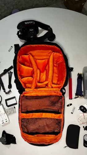 Mochila Fotográfica para Câmera e Acessórios - Divisórias Removíveis