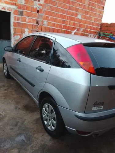 Ford Focus 1.6 S/se/se Plus Flex 8v/16v 5P 2009