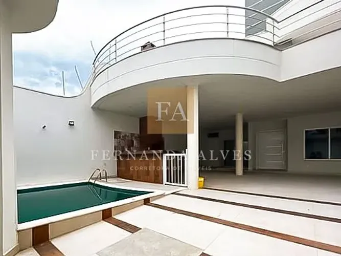 Casa no Terras de Santa Bárbara
