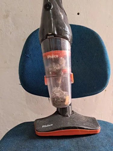 Aspirador de po prático da PHILCO , super forte