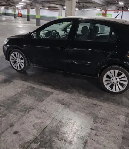 Rodas aro 17 (pneus bons)