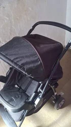 Carrinho de bebê da burigoto
