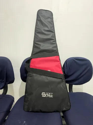 Capa para guitarra
