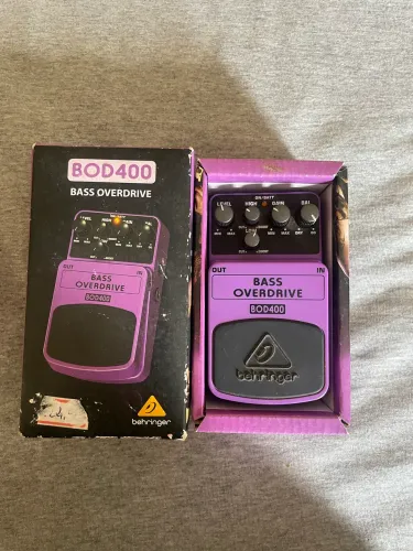 Pedal Beheinger BOD400 bass overdrive