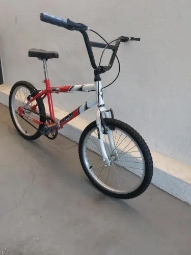 Bicicleta infantil/
