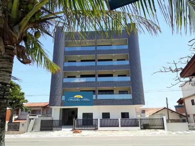 São Francisco do Sul-SC TEMPORADA 2023 e 2024 PRAIA DE ENSEADA. AVENIDA ATLÂNTICA. 