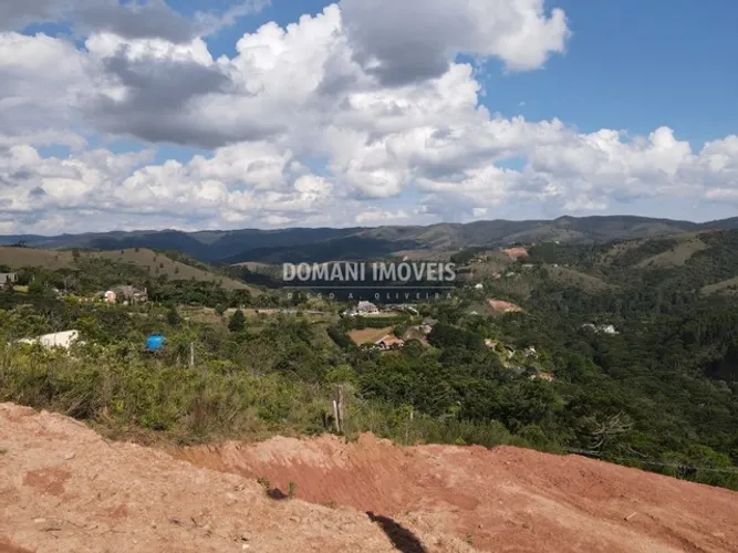 Maravilhoso Lote de Terreno à Venda na Região de Descansópolis - Campos do Jordão/SP