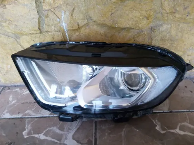 Farol Esquerdo Ford Ecosport 2020 2021 (pra Recuperar)
