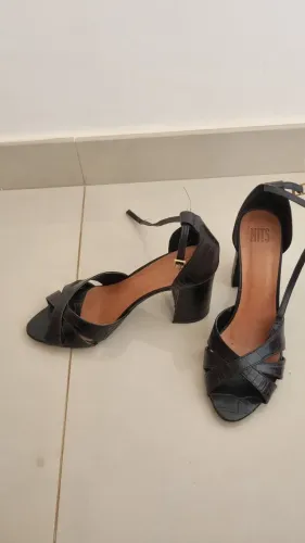 Sandália 38