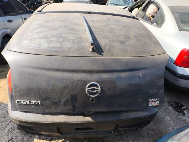 Tampa traseira Celta