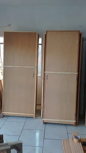 Porta interna Tauari completa c/ fechadura altura 2.10 x 60/70 ou 80