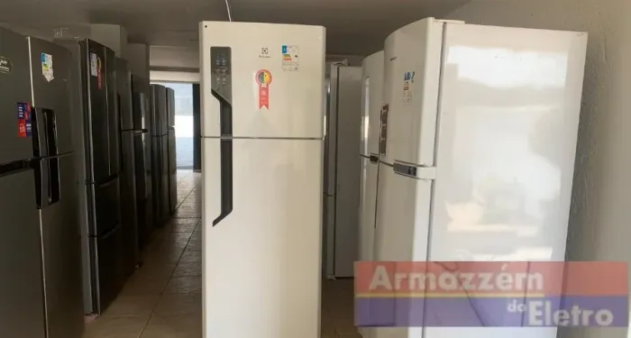 Refrigerador /Geladeira Electrolux Nova****
