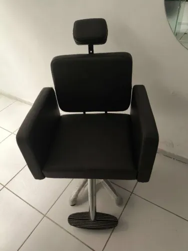 Cadeira de Salão Barbearia estilo poltrona