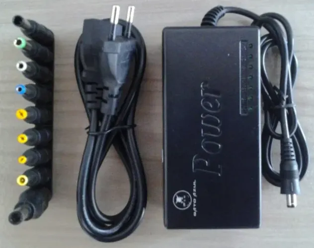 Fonte Carregador Universal Notebook