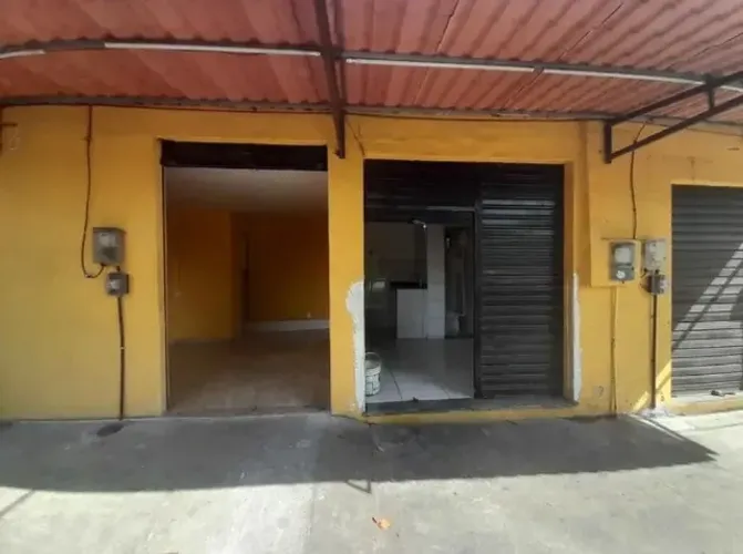 Alugo loja próximo ao shopping Sta Cruz RJ