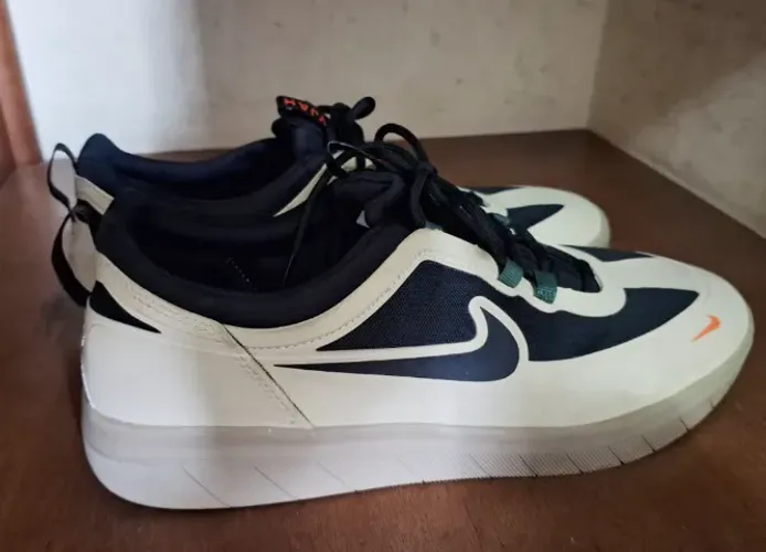 Nike SB Nyjah Free 2 Rattan Black