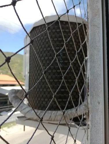 Ar-condicionado Philco 9.000 BTUs, com controle original, tem que retirar do local! Ajudo!