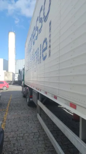 Ajudante de Carga e descarga 