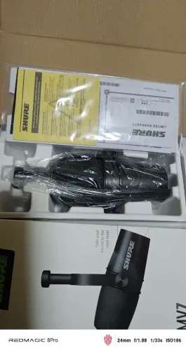 Microfone Shure MV7 Estado Novo
